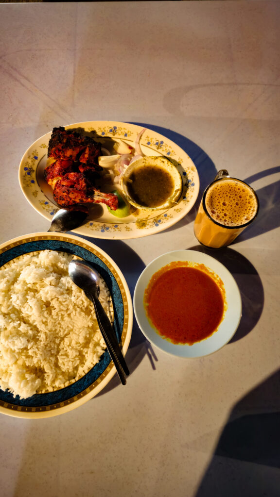 Kuliner Ayam Tandoori di Restauran Pak Putra, Melaka, onedayoff.id